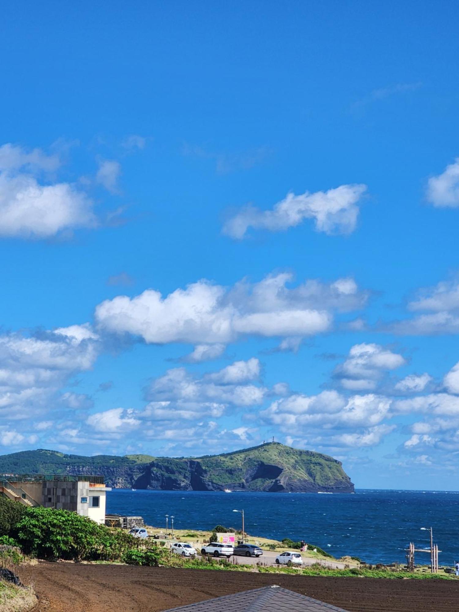 Pureun Jeju Pension Согвіпо Екстер'єр фото