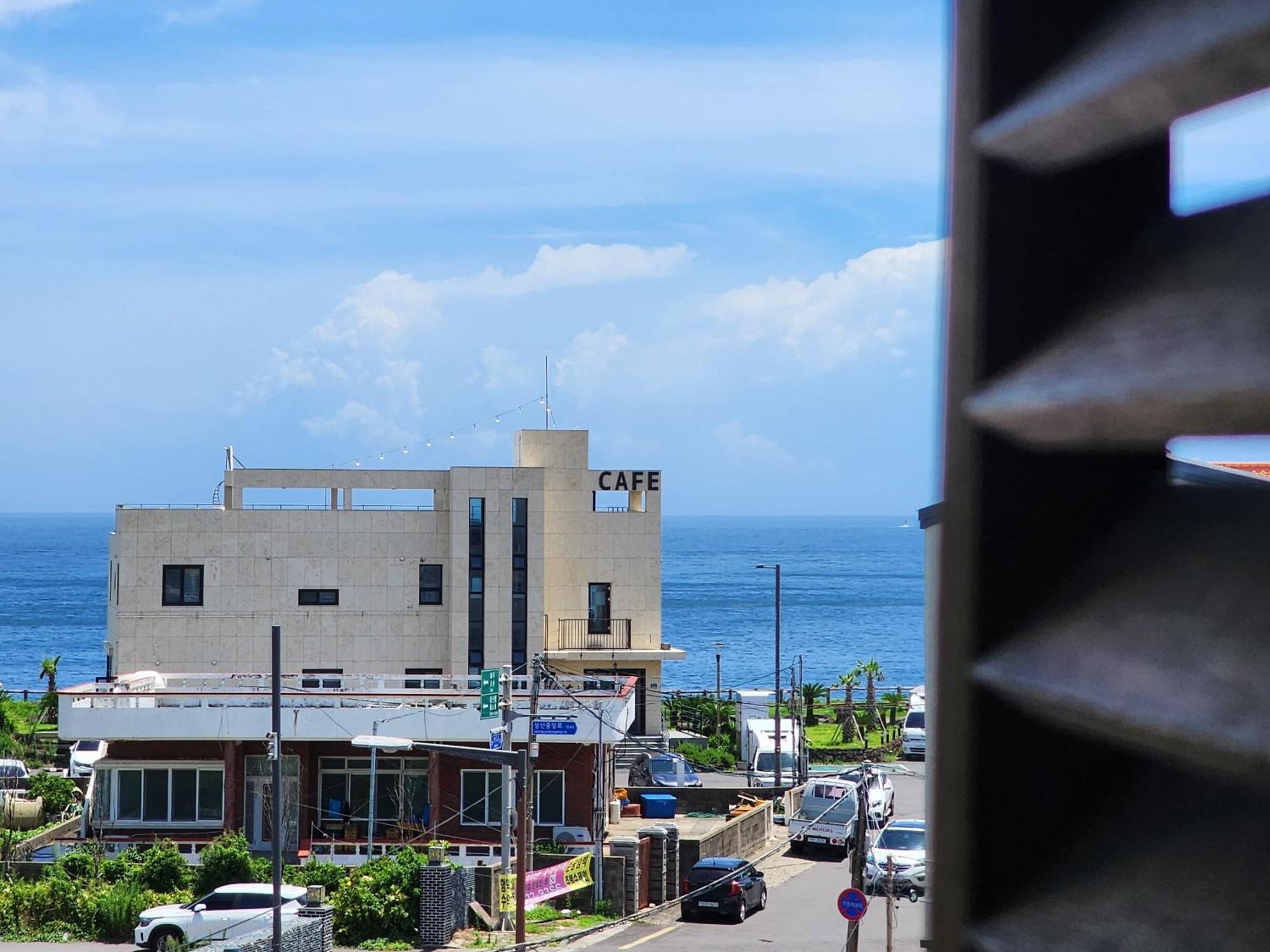 Pureun Jeju Pension Согвіпо Екстер'єр фото